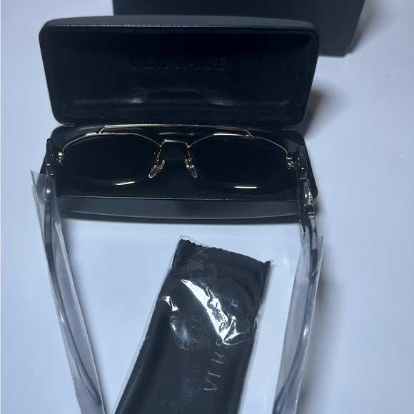 Versace Unisex Sunglasses Transparent Dark Grey Frame; Used Like new - Picture 4 of 9
